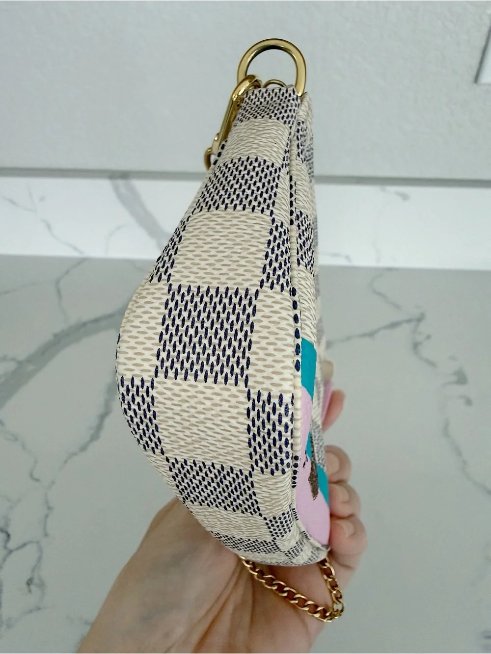 LOUIS VUITTON Damier Azur 2016 Christmas Animation Mini Pochette Accessories